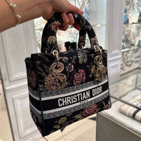 dior outlet japan|christian dior purses outlet.